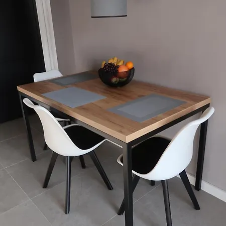 Radosne Apartment Gliwice